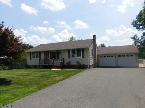 584 County Road 614, Asbury, NJ, 08802-1343 | Card Image