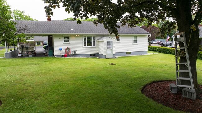 21 Crestfield Ln, House other with 3 bedrooms, 2 bathrooms and 5 parking in Leominster MA | Image 26