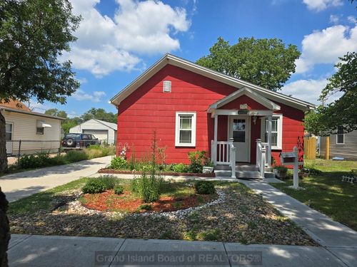 1412 W 4th St, Grand Island, NE, 68801 | Card Image
