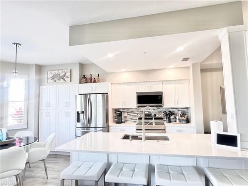 apt-213-8555 Naples Heritage Dr, Naples, FL, 34112-7723 | Card Image