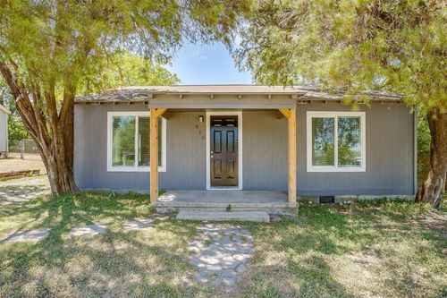 810 Meadow Park Dr, White Settlement, TX, 76108-2808 | Card Image