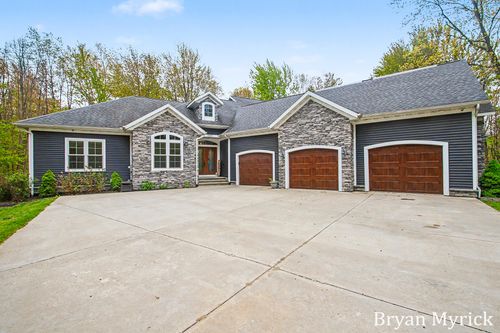 3355 Palmer Dr, Saugatuck, MI, 49453-9462 | Card Image
