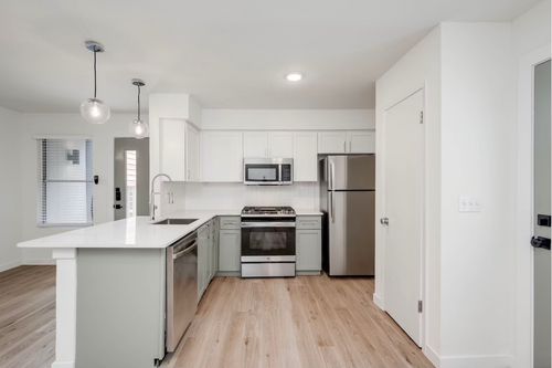 apt-a-902 Airoso Cv, Austin, TX, 78745-3854 | Card Image