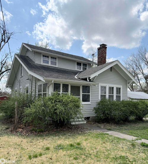 304 E Kirkwood Ave, Fairfield, IA, 52556 | Card Image