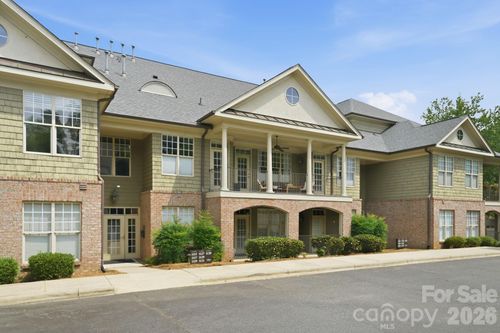 1131 Park West Dr, Charlotte, NC, 28209-2356 | Card Image
