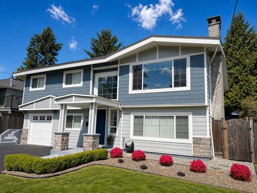 4072 Violet St, North Vancouver, BC, V7G1E3 | Card Image
