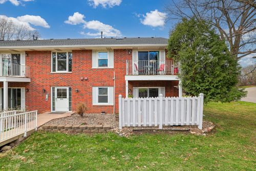 b-6333 Alderwood Cir, Woodbury, MN, 55125-1186 | Card Image