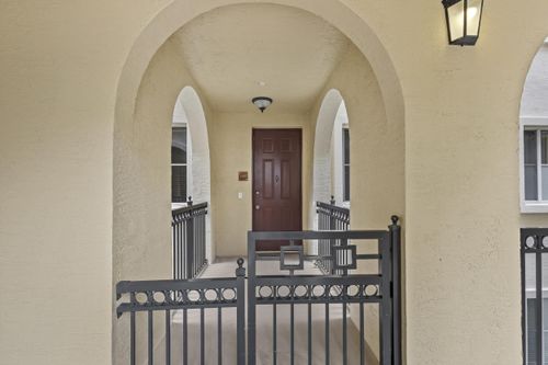 3-305-2900 Nw 125th Ave, Sunrise, FL, 33323-6329 | Card Image