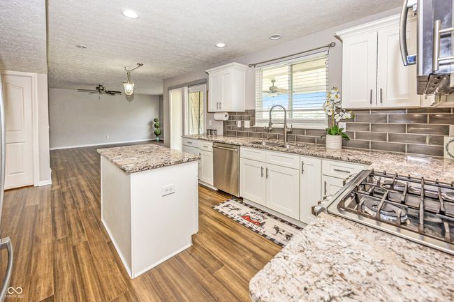 14052 Rayners Ln, House other with 4 bedrooms, 3 bathrooms and null parking in Fishers IN | Image 17