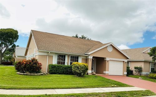 203 Moccasin Trl N, Jupiter, FL, 33458-8004 | Card Image