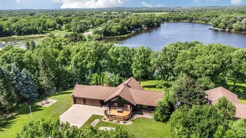 20368 Edgehill Cir, Richmond, MN, 56368-8390 | Card Image