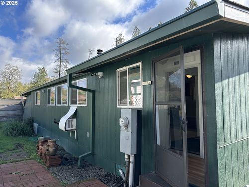 25656 Wildwood Rd, Veneta, OR, 97487-9651 | Card Image