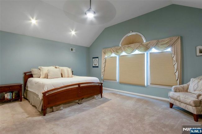 549 Alosio Dr, House other with 4 bedrooms, 4 bathrooms and null parking in River Vale NJ | Image 16