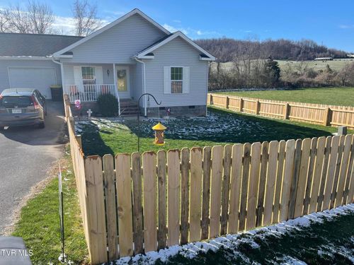 18408 Fortunes Way, Abingdon, VA, 24210-8198 | Card Image