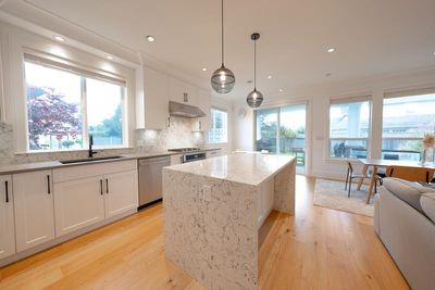 3391 Georgia St, House other with 3 bedrooms, 3 bathrooms and 6 parking in Richmond BC | Image 2