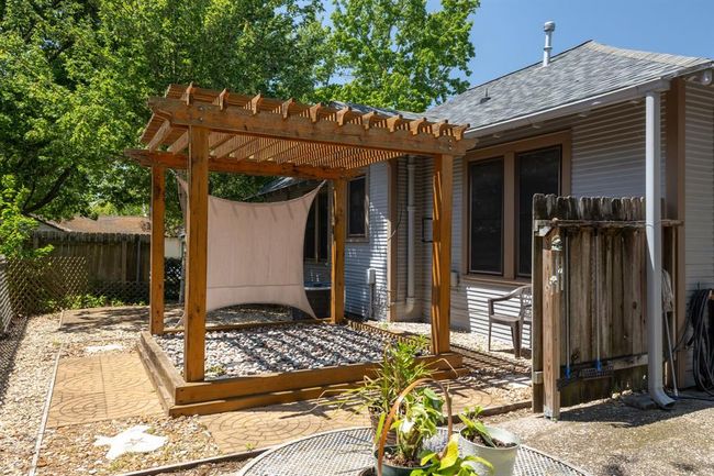 1501 S Austin St, House other with 2 bedrooms, 2 bathrooms and 2 parking in Brenham TX | Image 29