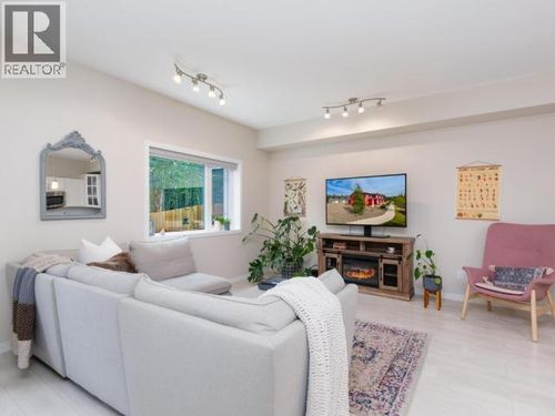 20-92 Iskoot Cres, Whitehorse, YT, Y1A0P9 | Card Image