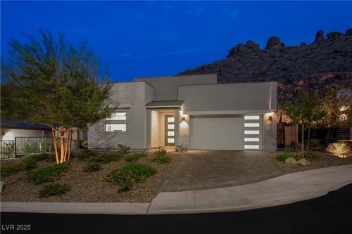 1908 Regal Bluff Dr, Henderson, NV, 89052-5106 | Card Image