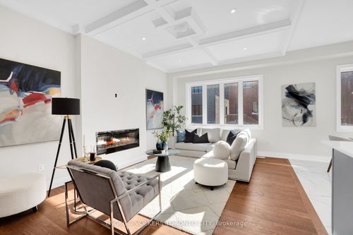 58 Claremont Dr, Brampton, ON, L6R4G3 | Card Image