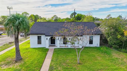 8114 Pella Dr, Houston, TX, 77036-7338 | Card Image