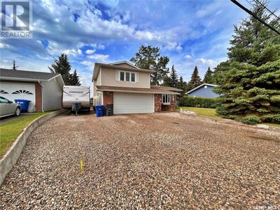 1521 Windover Ave, House other with 4 bedrooms, 4 bathrooms and null parking in Moosomin SK | Image 2