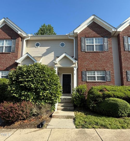 4626 Centrebrook Cir, Raleigh, NC, 27616-8354 | Card Image