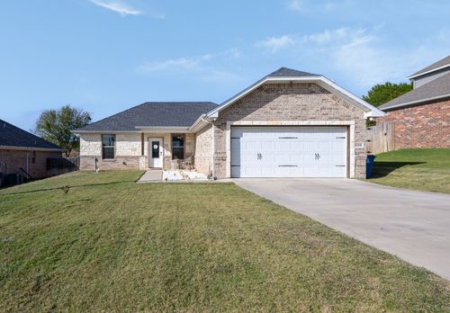 2306 Creek Dr, Granbury, TX, 76048-6532 | Card Image