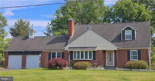1345 Macada, BETHLEHEM, PA, 18017 | Card Image