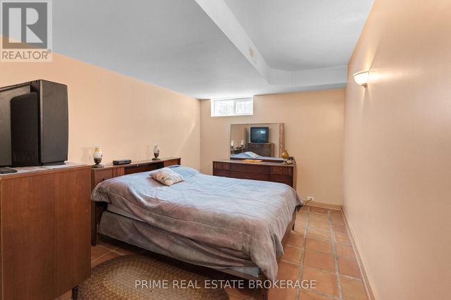 72797 Ravine Dr, House other with 7 bedrooms, 5 bathrooms and 22 parking in Zurich ON | Image 36