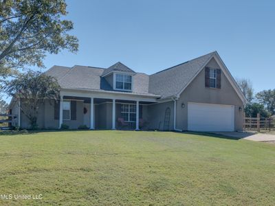 Front of Home | Image 1