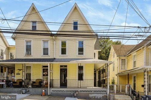 236 Pine St, STEELTON, PA, 17113-2347 | Card Image