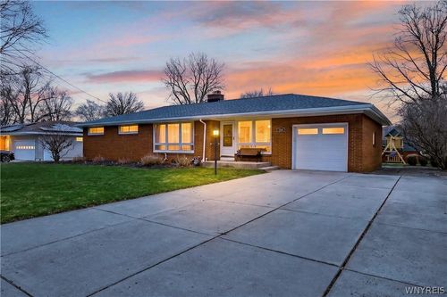 5315 Greenhurst Road, Clarence, NY, 14221 | Card Image