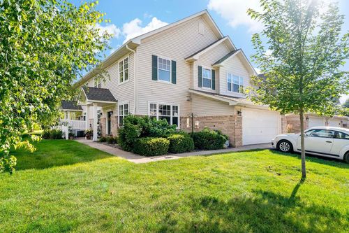 704-20435 Kensfield Trl, Lakeville, MN, 55044-4688 | Card Image