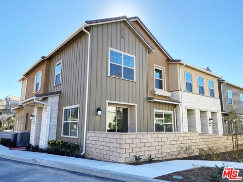 22809 Harvest Mill Cir, Santa Clarita, CA, 91350-5858 | Card Image