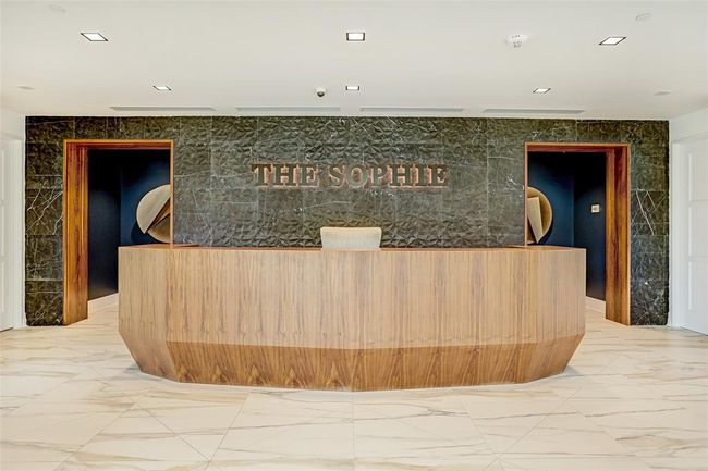 [Concierge] The impressive concierge at the Sophie will welcome your guests | Image 5