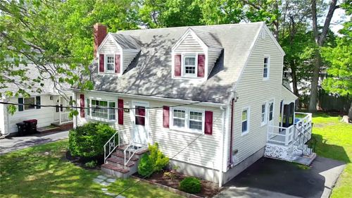 101 Carl Ave, Brockton, MA, 02302-4310 | Card Image