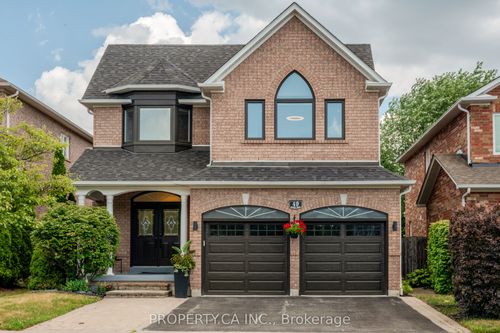 49 Sonley Dr, Whitby, ON, L1R3B7 | Card Image