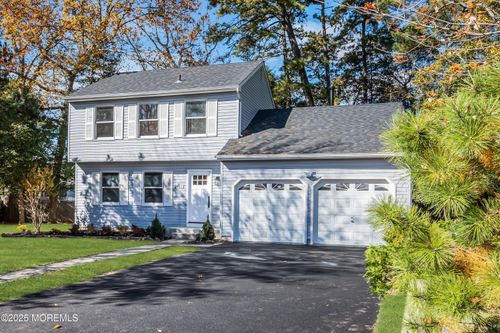 132 Holly Ct, Little Egg Harbor Twp, NJ, 08087-2070 | Card Image