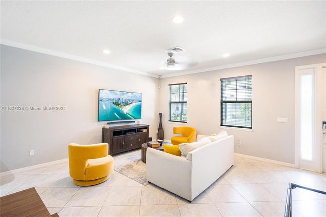 3944 Poinciana Ln, Townhouse with 3 bedrooms, 3 bathrooms and null parking in Hollywood FL | Image 11
