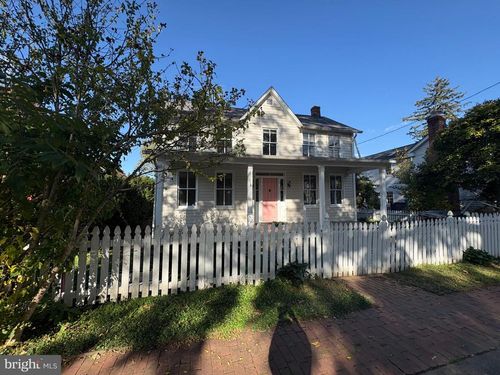 210 Cornwall St Nw, LEESBURG, VA, 20176-2701 | Card Image