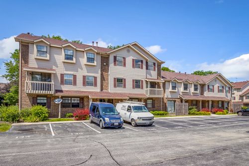 unit-b-1504 Jefferson Ave, Naperville, IL, 60540-5071 | Card Image