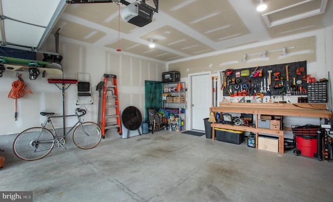 807 Anthony Dr, Townhouse with 3 bedrooms, 3 bathrooms and null parking in HARRISBURG PA | Image 41