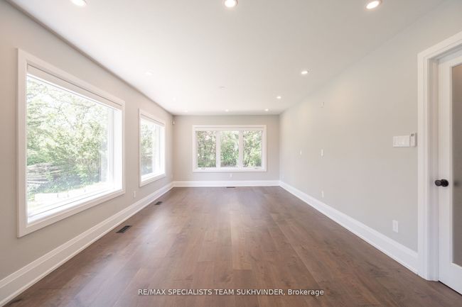 19 Rouge River Cir, House other with 4 bedrooms, 3 bathrooms and 6 parking in Markham ON | Image 9