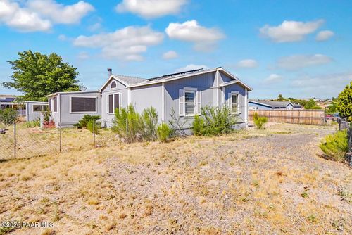 20562 E Park View Ln, Mayer, AZ, 86333-2250 | Card Image