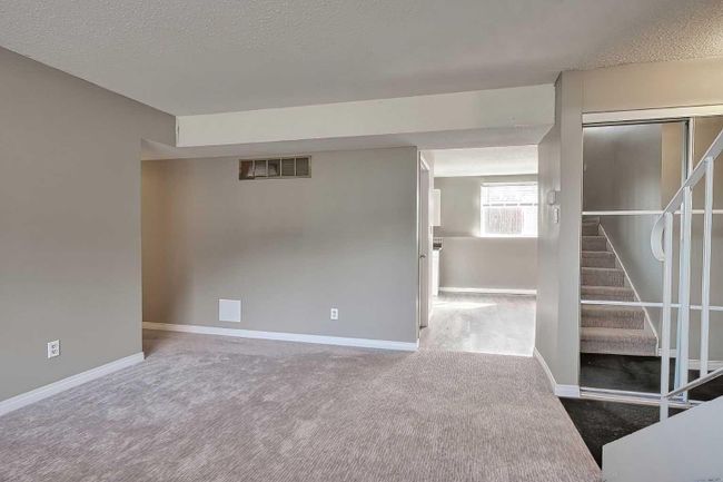 30 - 8112 36 Avenue Nw, Home with 3 bedrooms, 1 bathrooms and 1 parking in Calgary AB | Image 12