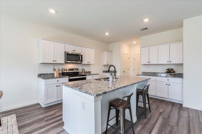 Kitchen | Image 12