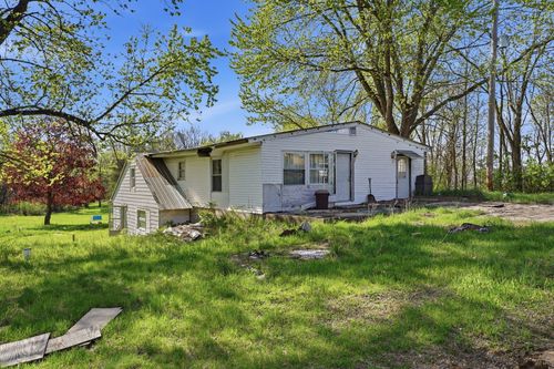 1928 S 35th St, Galesburg, MI, 49053-9646 | Card Image