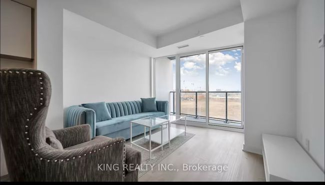 425 - 36 Zorra St, Condo with 3 bedrooms, 2 bathrooms and null parking in Etobicoke ON | Image 5