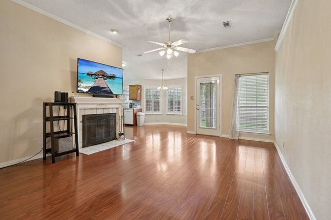 409 Meadow Ln, House other with 3 bedrooms, 2 bathrooms and null parking in Denton TX | Image 6
