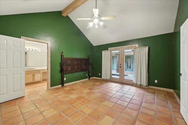 1010 Yaupon Trl, House other with 5 bedrooms, 3 bathrooms and 3 parking in Sour Lake TX | Image 17